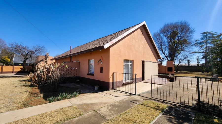 3 Bedroom Property for Sale in Stilfontein North West